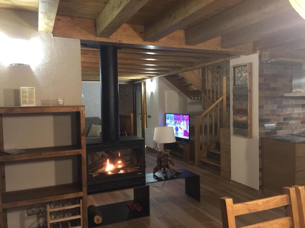 Cal Pedrals Pairal Guest House Urus Ngoại thất bức ảnh